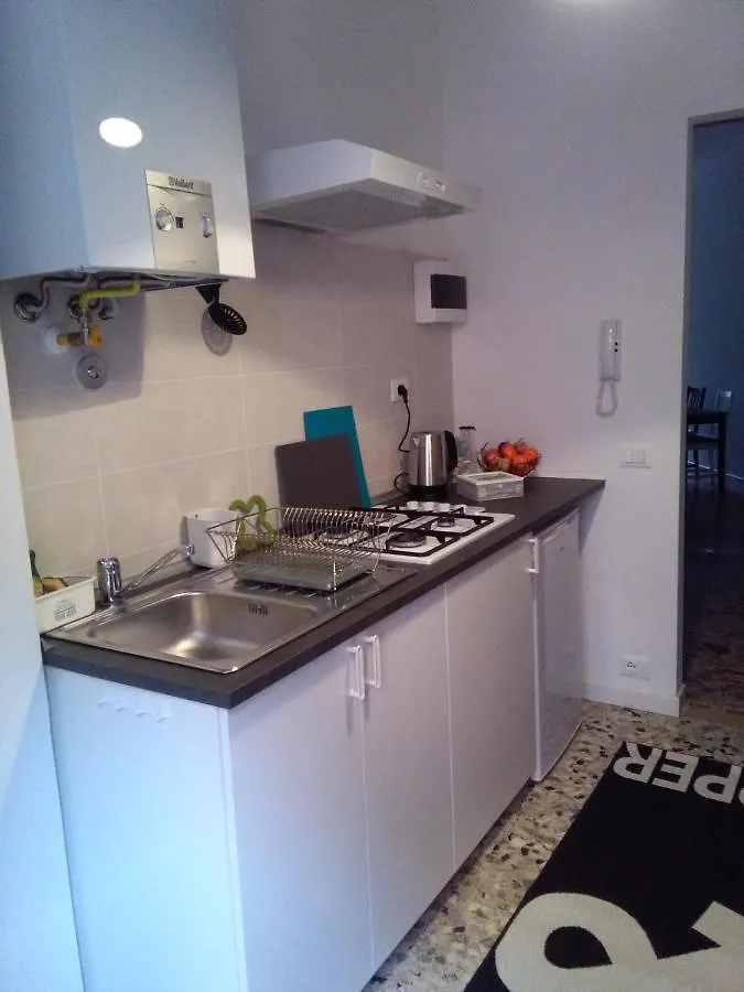 B&B Mameli 41 Verona Italy