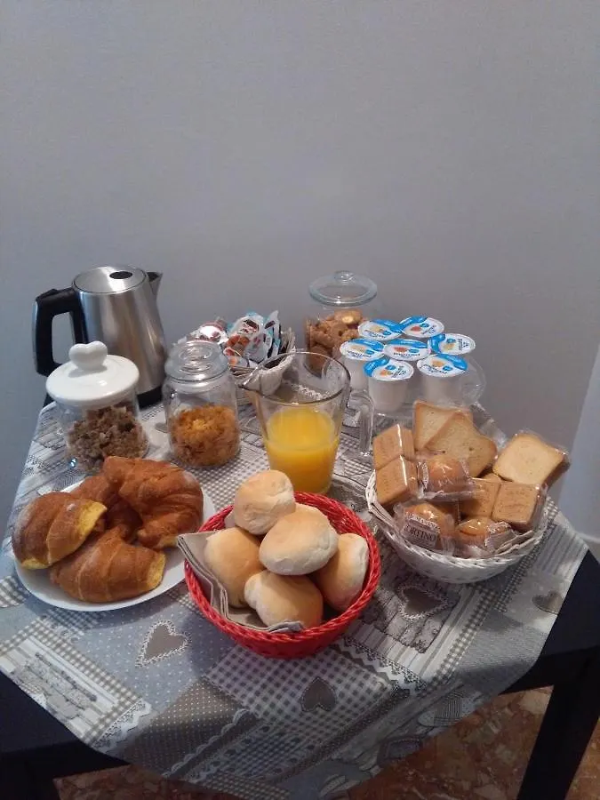 B&B Mameli 41 Verona Bed & Breakfast