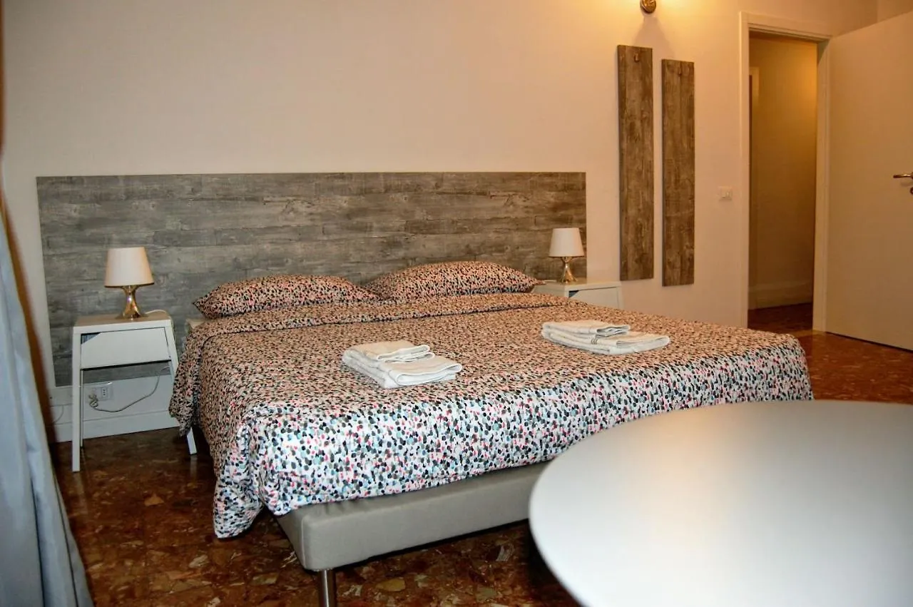 Bed & Breakfast B&B Mameli 41 Verona